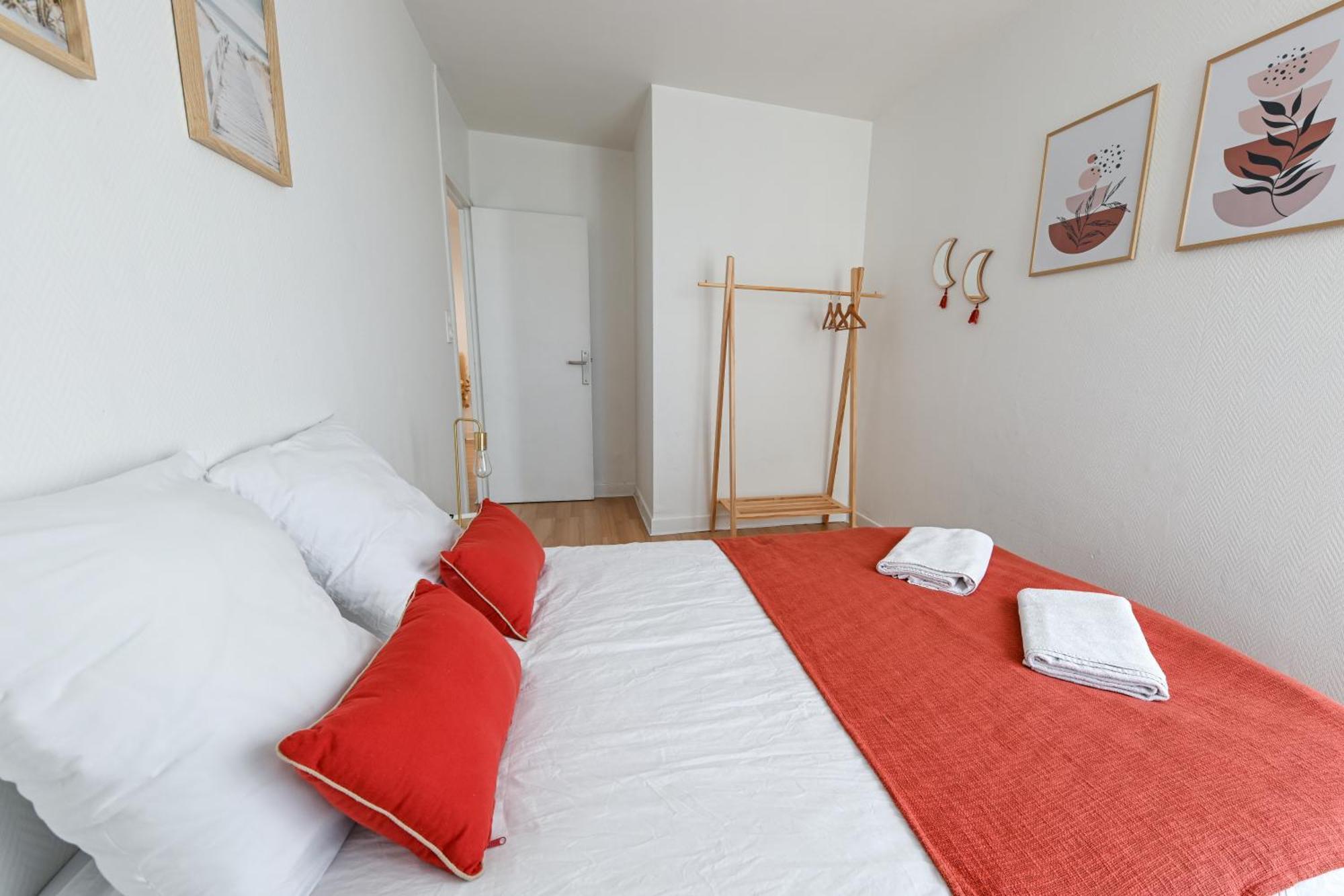 Grand Appartement Avec Balcon Hyper - Centre Tarbes Esterno foto