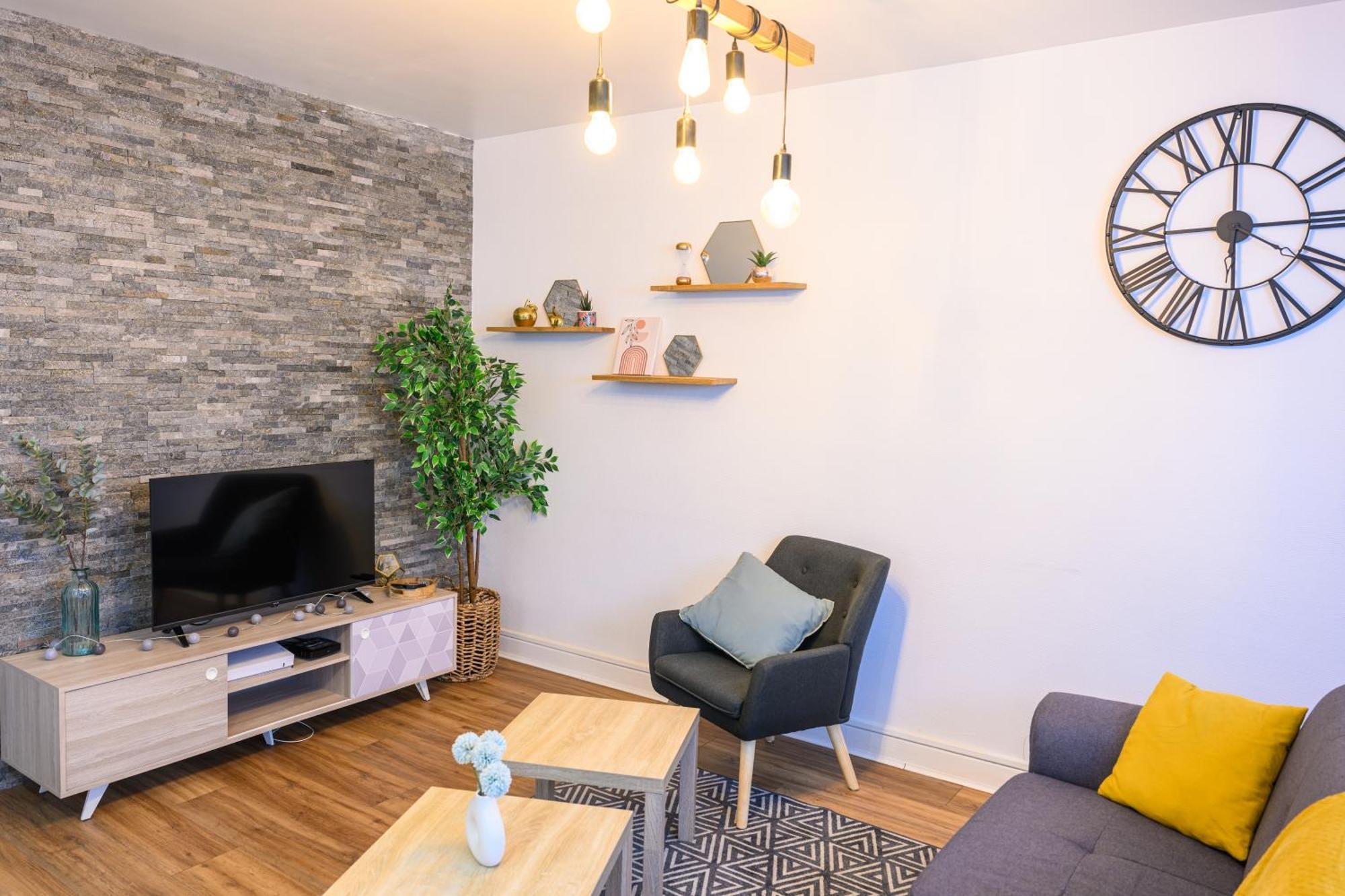 Grand Appartement Avec Balcon Hyper - Centre Tarbes Esterno foto