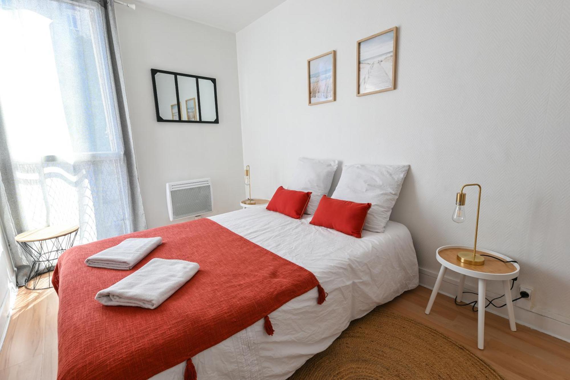 Grand Appartement Avec Balcon Hyper - Centre Tarbes Esterno foto